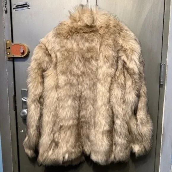 1970s Retro Vintage Inspired 'Leah' Faux Rabbit Fur Coat - Picture 11 of 16